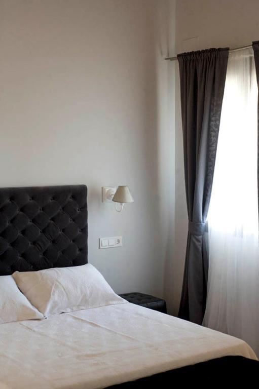 Palacio De Ivan Tarin Hotel Monteagudo del Castillo Стая снимка